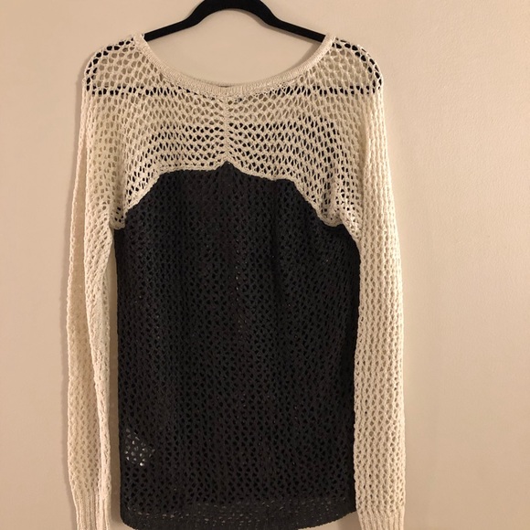 NWOT knitted sweater - Picture 4 of 6